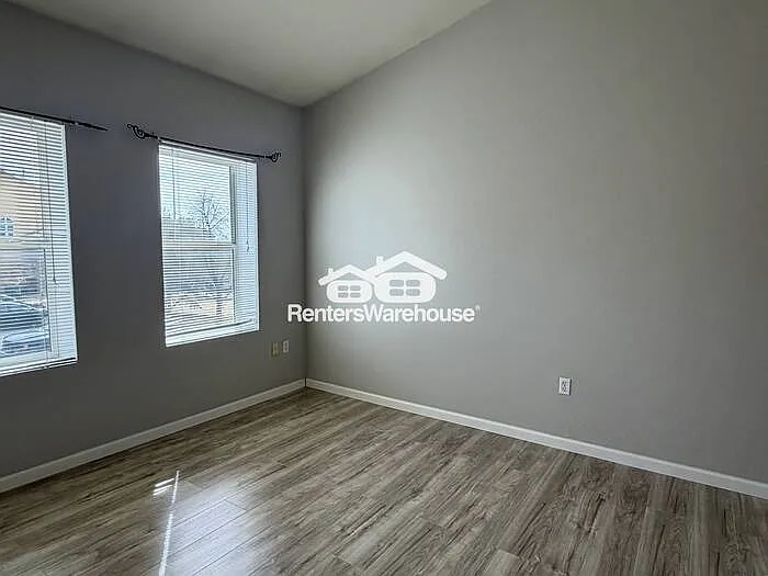 308 Lucca Dr — Photo 8
