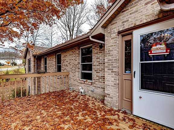 5th image of 20774 Alpine Dr