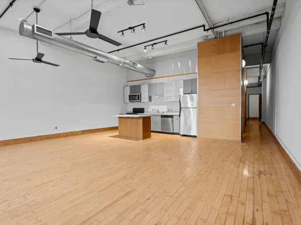 100 S Gay St #212, Knoxville, TN 37902