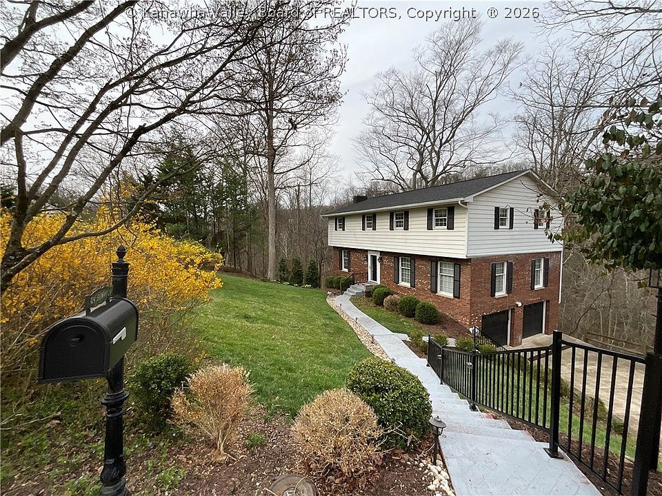 1st image of 924 Harmony Ln