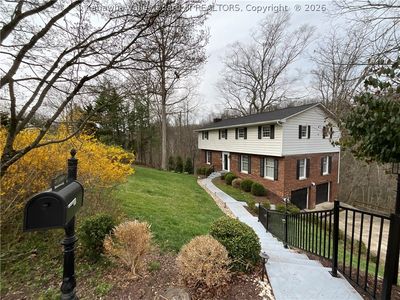 924 Harmony Ln, South Charleston, WV, 25303