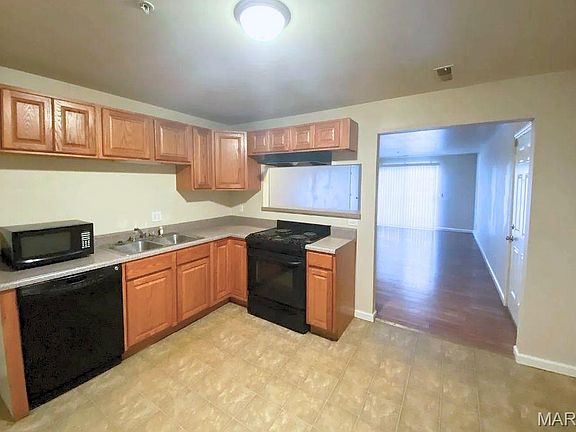5th image of 660 Materdie Ln APT 204