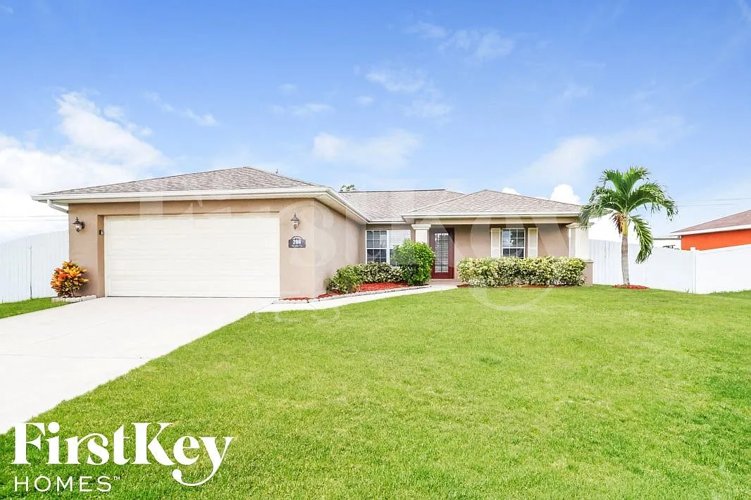 3 bed, 2.0 bath, 1418 sqft, $1,670 — Photo 1