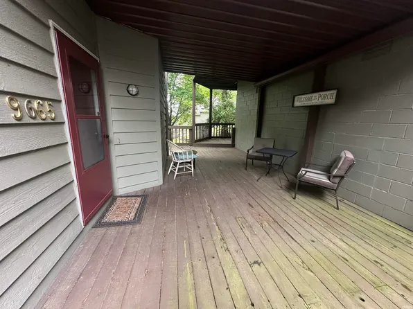 9665 S Harbour Pointe Dr #54, Bloomington, IN 47401