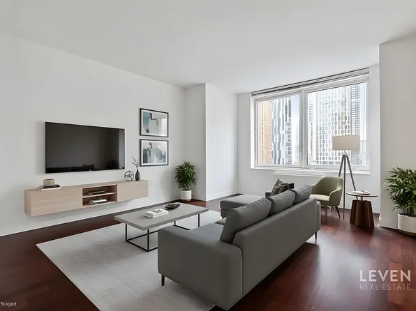 306 Gold St APT 16D, Brooklyn, NY 11201