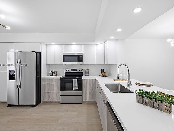 2nd image of 12500 SW 6th St APT 307N