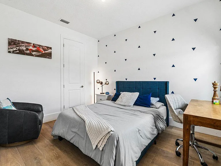 8795 Grand Prix Ln — Photo 24