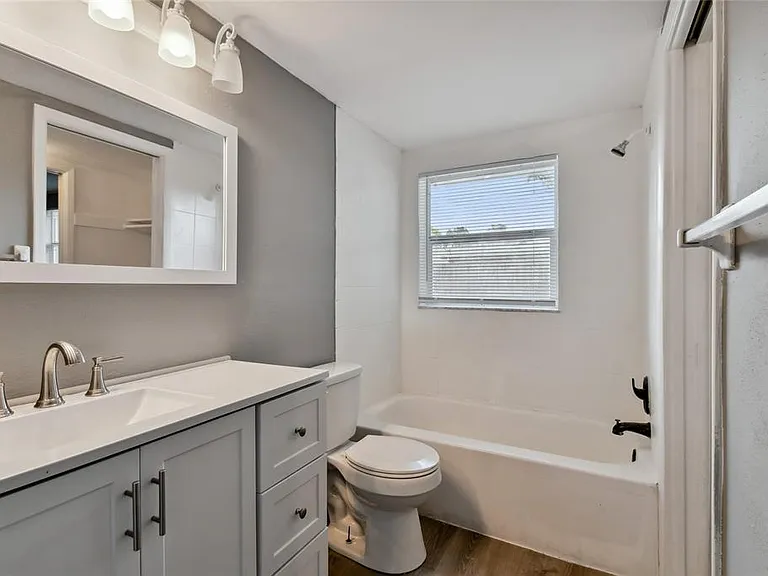7721 Arbordale Dr — Photo 6