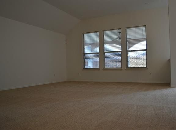 5th image of 2711 Whisper Ct