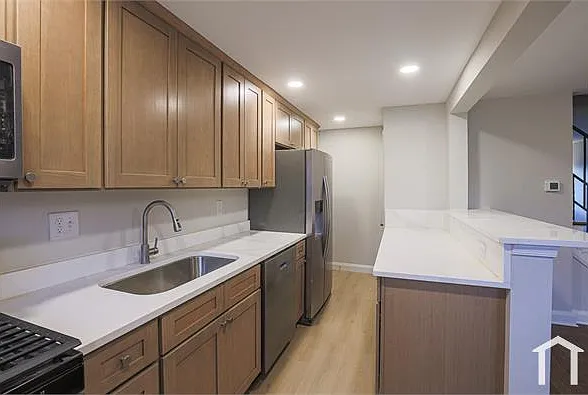 1302 Kenton Rd — Photo 10