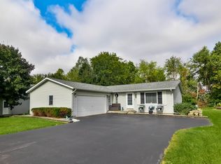 155 Lamplighter Loop SE, Poplar Grove, IL 61065