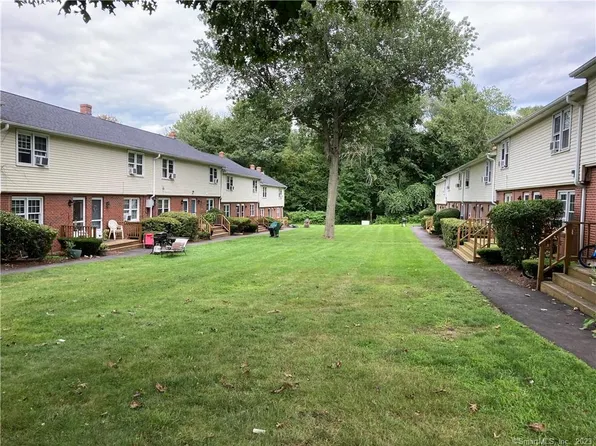 6 Carolina Drive #13, Montville, CT 06370