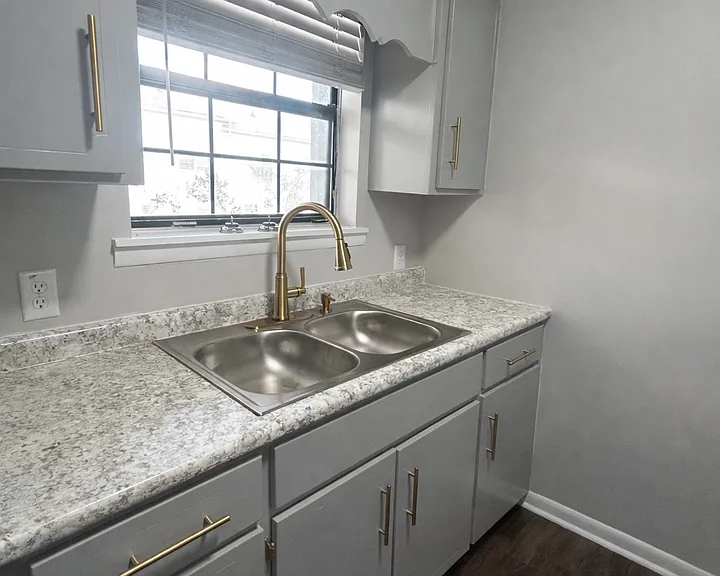 Willow Trace Apartments — Photo 10