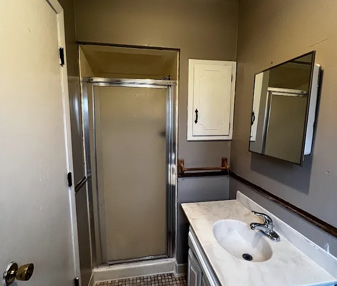 7725 Tessman Dr N — Photo 9