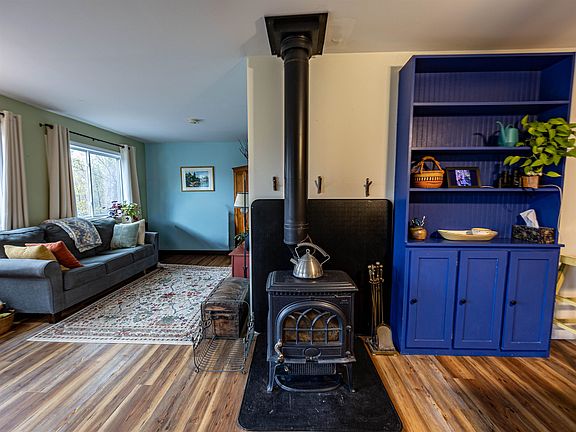 5th image of 534 Gillingham Drive