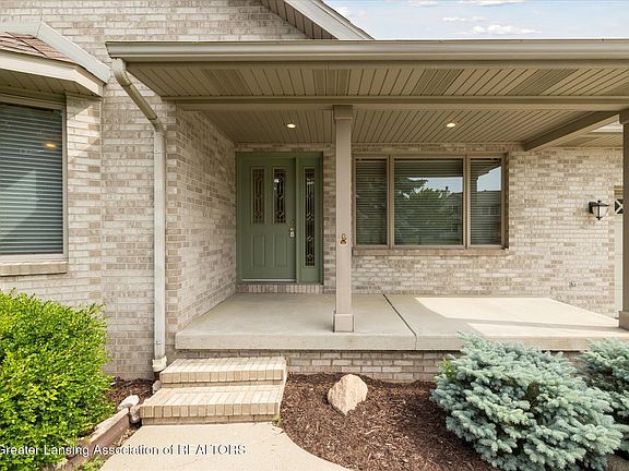 5th image of 1268 Harrington Ln