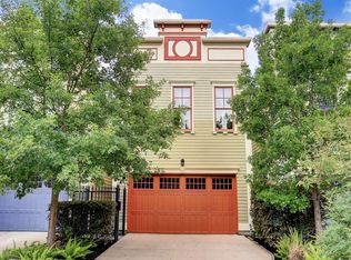 1009 Alexander St, Houston, TX 77008