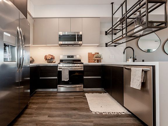 5th image of 3408 Keystone Ave #6