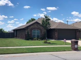 4409 Boardwalk Ave, Moore, OK 73160