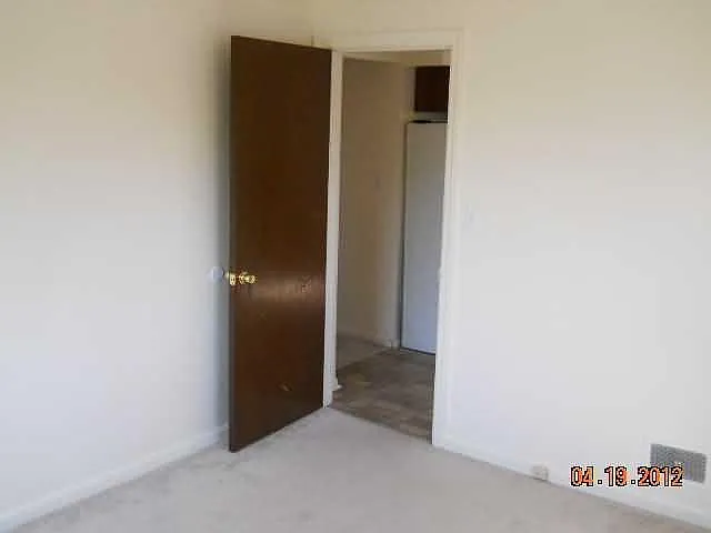 2512 Flanigan Ct — Photo 8