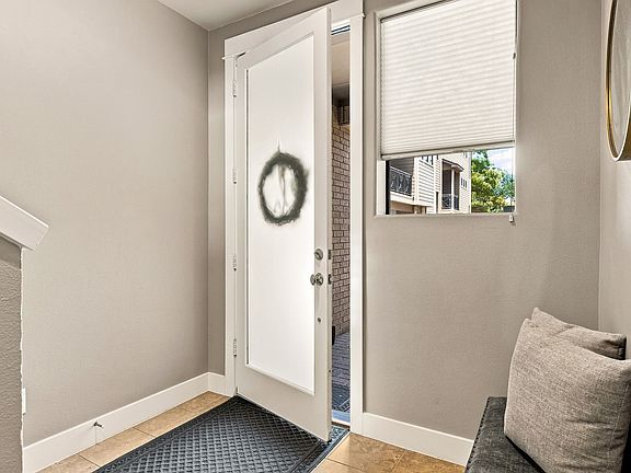 5th image of 4023 Rawlins St APT 105
