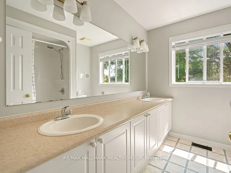 113 Carwood Cir — Photo 21