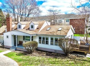 571 Andresen Ct, Hazel Park, MI