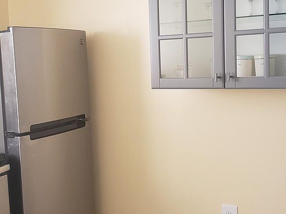 4th image of 5517 Amesfield Ct