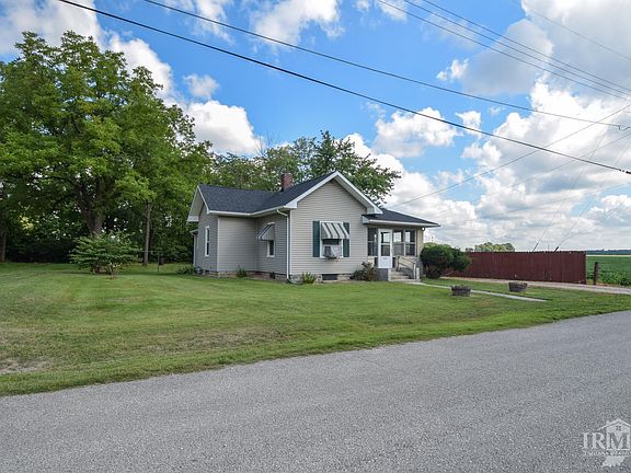 2nd image of 2210 E Delta Dr