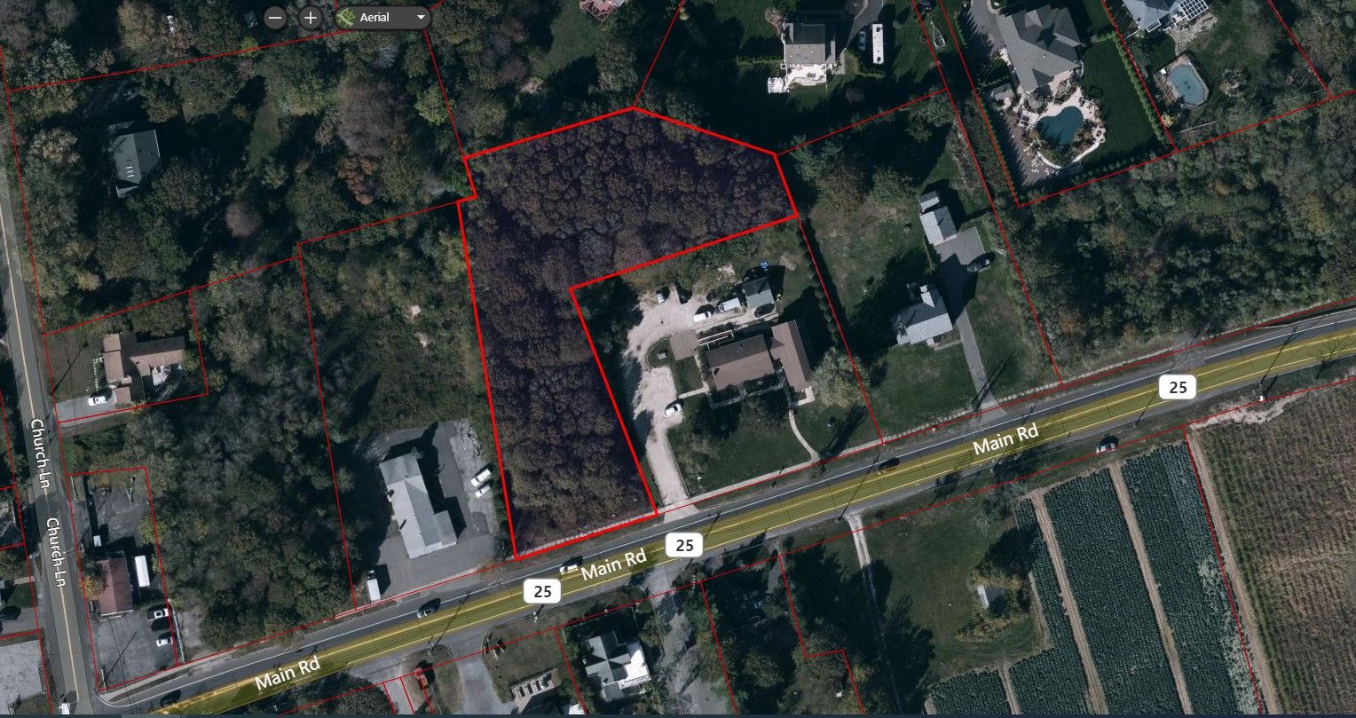 730 Main Rd, Aquebogue, NY 11901 Out East