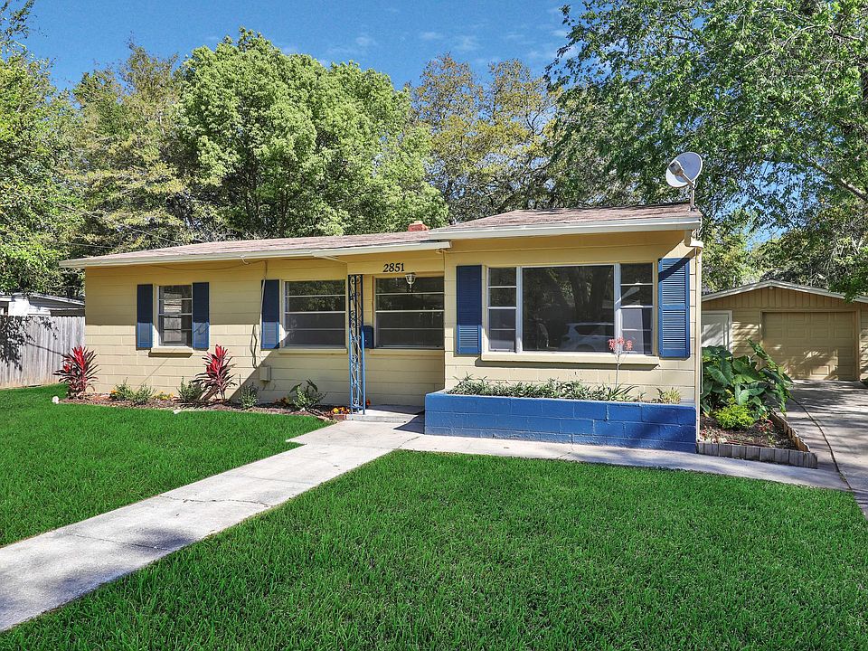 1st image of 2851 Dellwood Ave