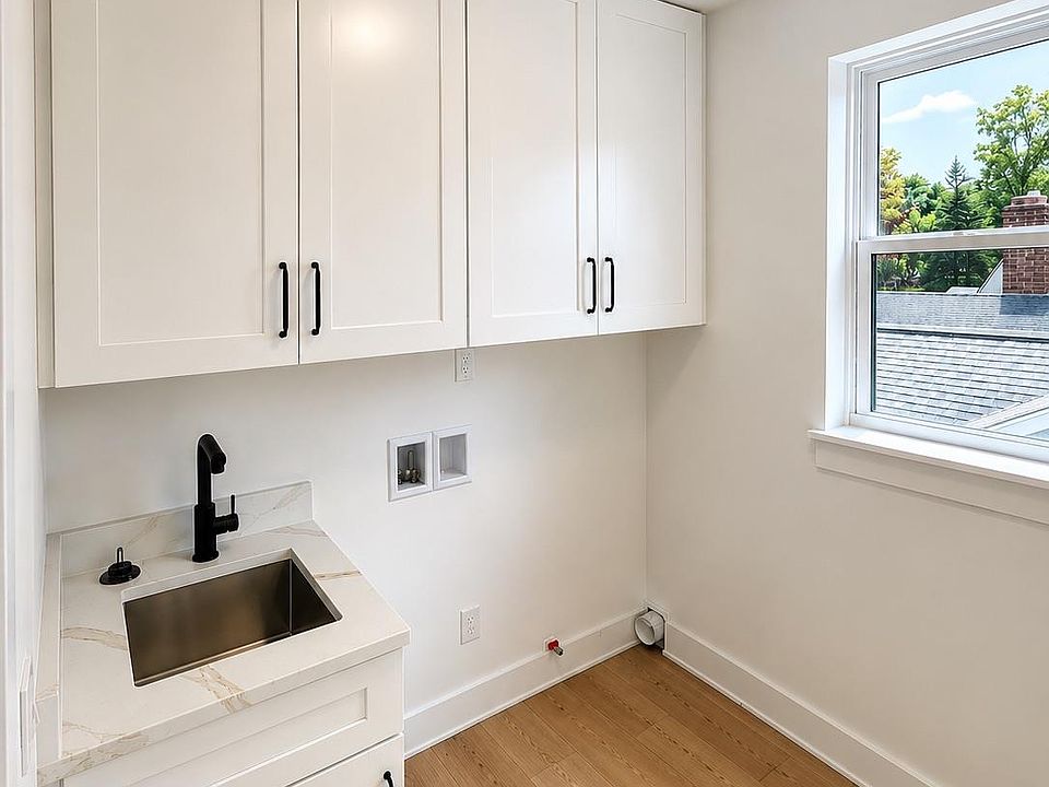 3153 Ellwood Ave, photo 20