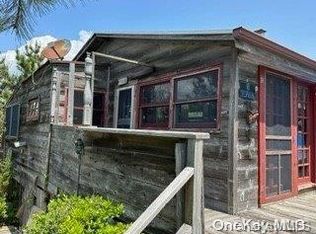 190 Surf Walk, Sayville, NY 11782