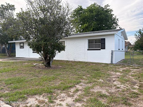 3rd image of 2240 White Sands Dr
