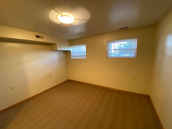 4th image of 1639 W Summerdale Ave #G