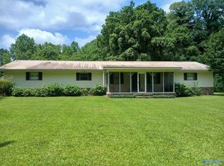 170 Satterfield Ln N, Gadsden, AL 35901
