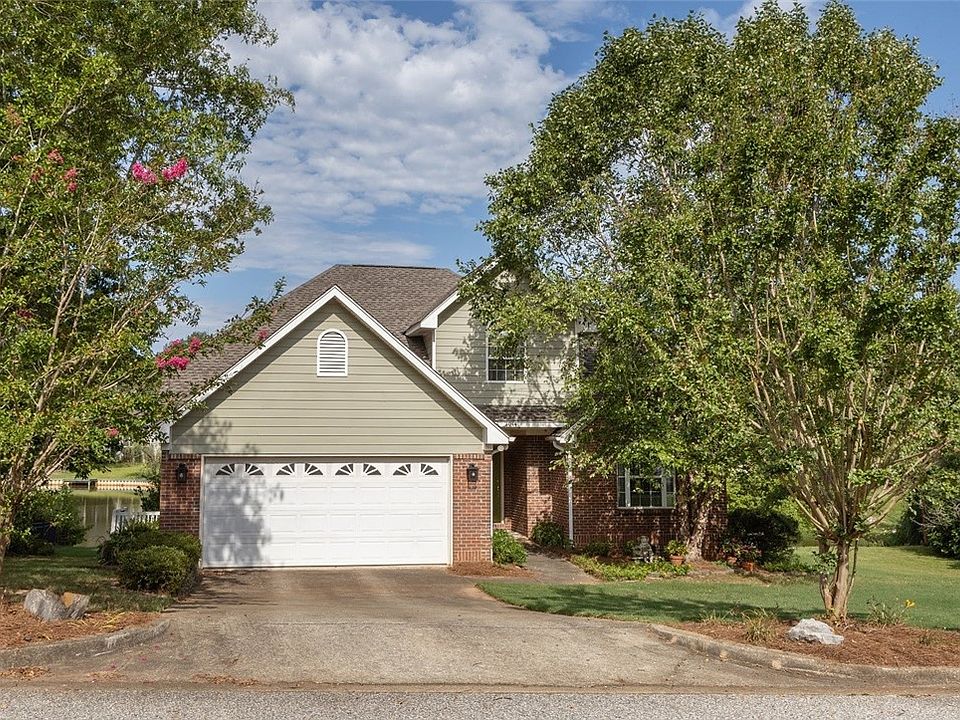 2014 Autrey St, Opelika, AL 36801 MLS 166625 Zillow