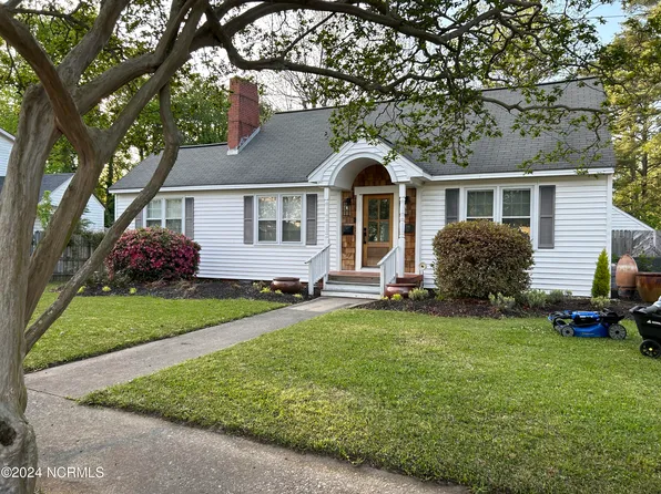 204 Halifax Street, Williamston, NC 27892