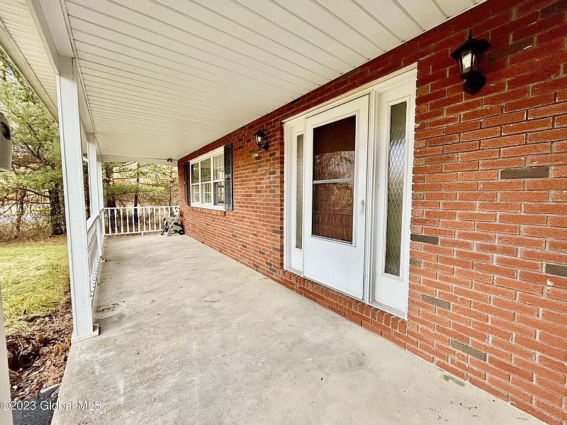 5th image of 2224 Lynnwood Dr