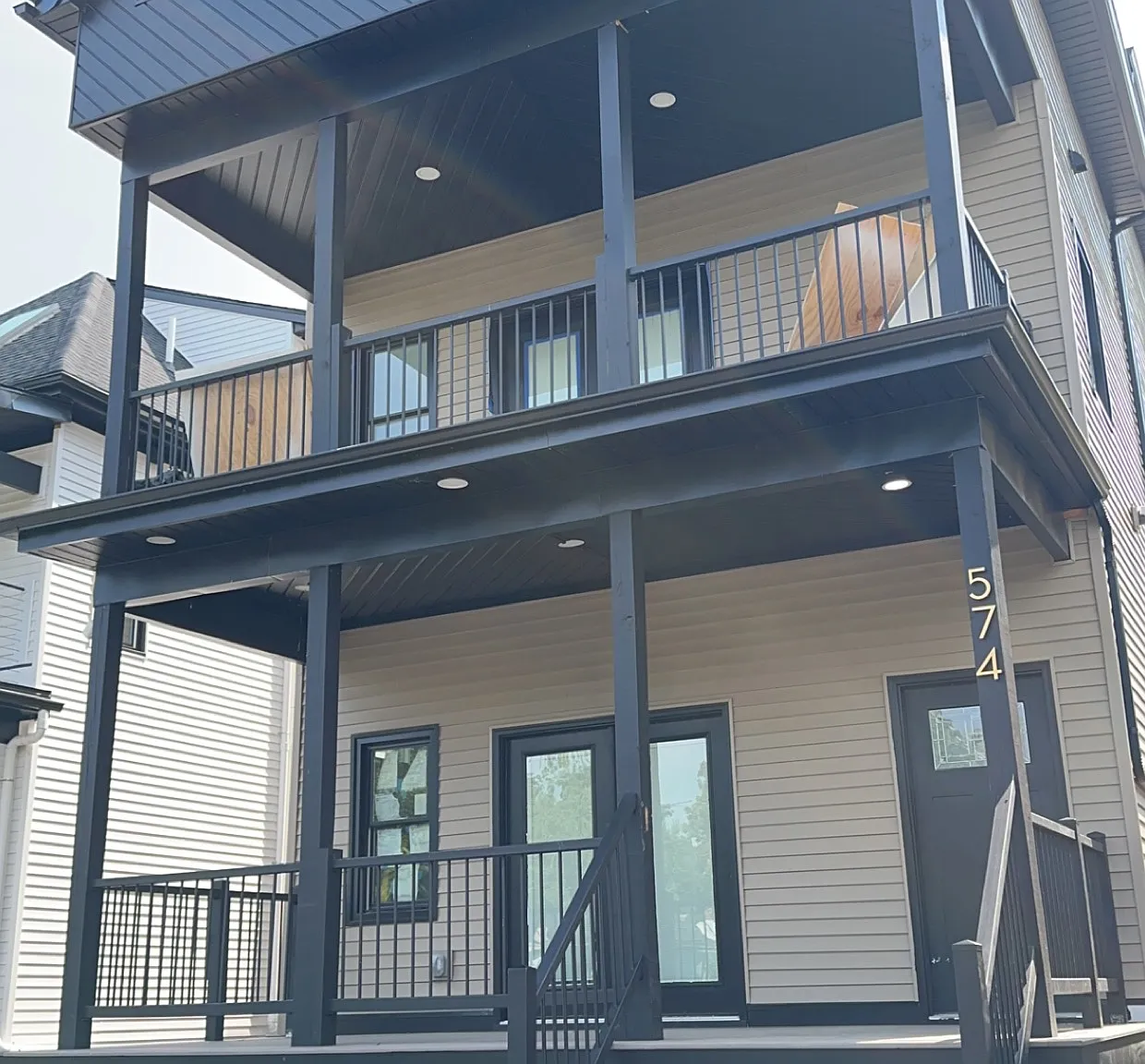 3 bed, 1800 sqft, $2,100 — Photo 1