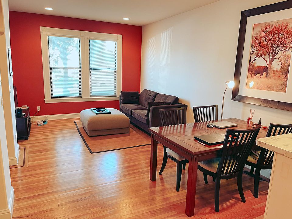 Living Room / Dining Room