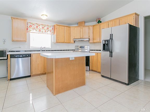4th image of 8193 Broad St NE