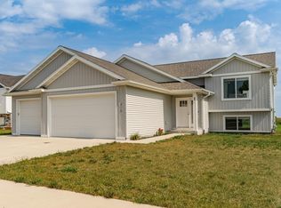 416 Spring Day Ave NE, Eyota, MN 55934