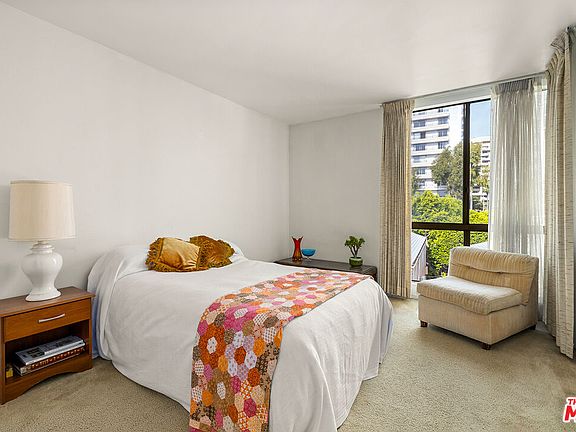 5th image of 1250 S Beverly Glen Blvd APT 406