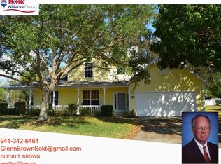 6732 Duck Pond Ln, Sarasota, FL 34240