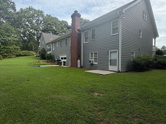 5th image of 2820 Bay Ridge Dr
