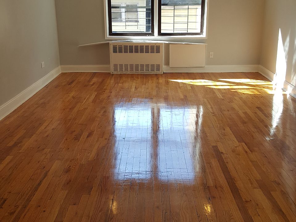 1st image of 330 E 19th St APT 3A