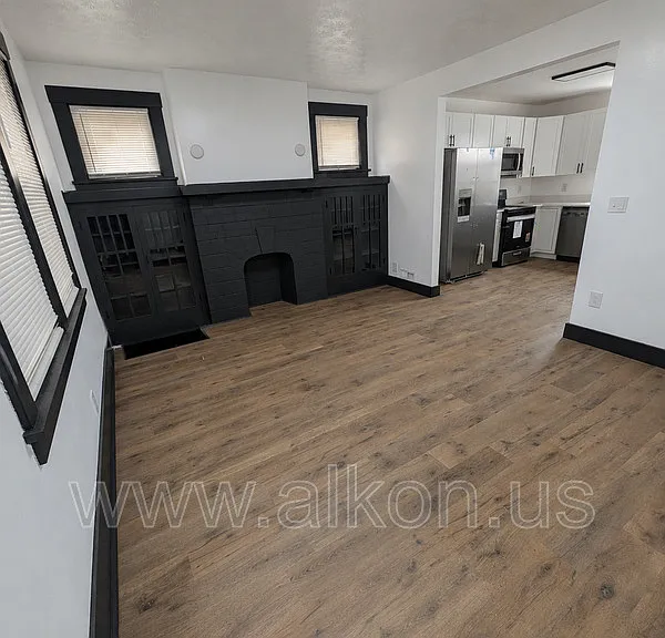 2230 Lucina Ave — Photo 4