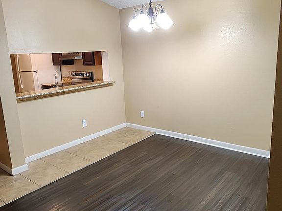 5th image of 5207 Via Hacienda Cir APT 201