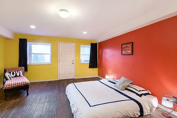 Sold by Corcoran | media 5